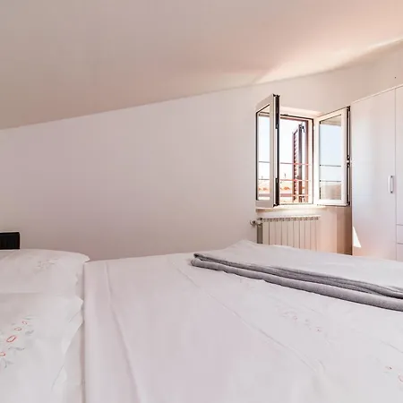Robertino Villa Tar-Vabriga